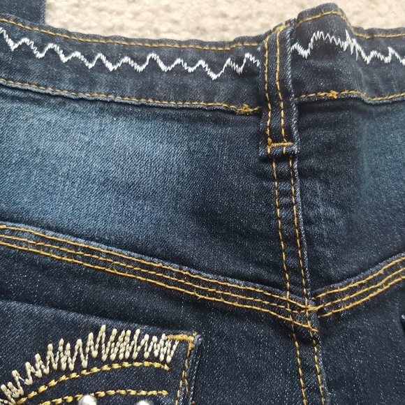 🌟Women stylish jeans with embellished back - Picture 7 of 8